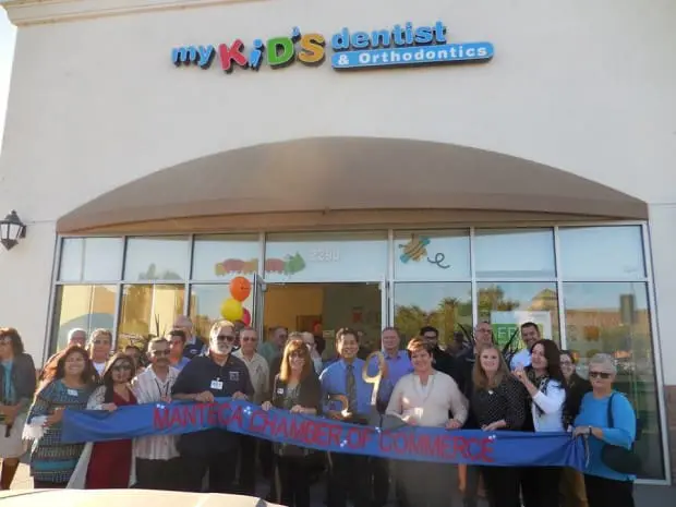 My Kids Dentist Ribbon Cutting ~ October 2016