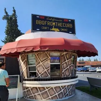 BBQ From the Curb